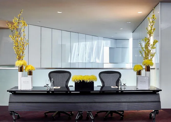 Sofitel Chicago Magnificent Mile